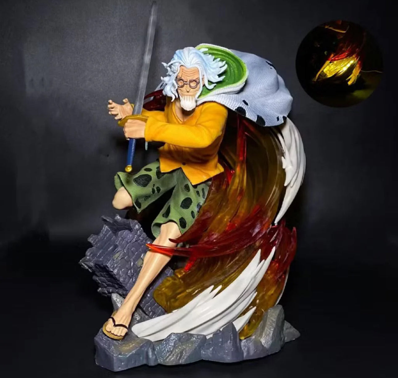 One Piece Silver Rayleigh Attacking Figure | 40 cm | Huge Figure with Light