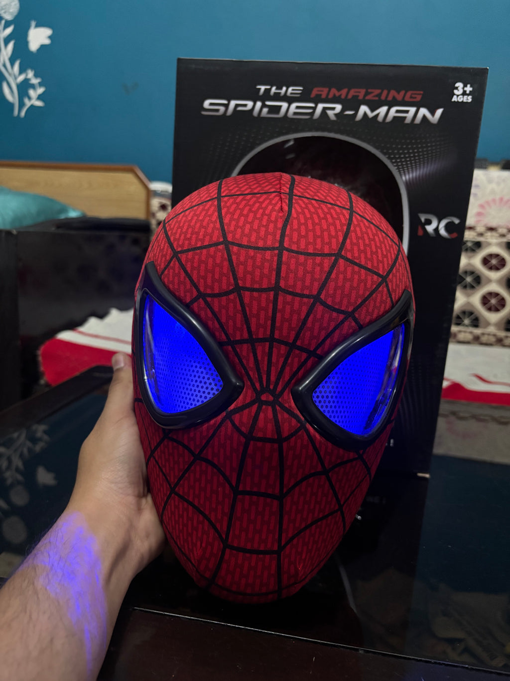The amazing spiderman mask with ring control