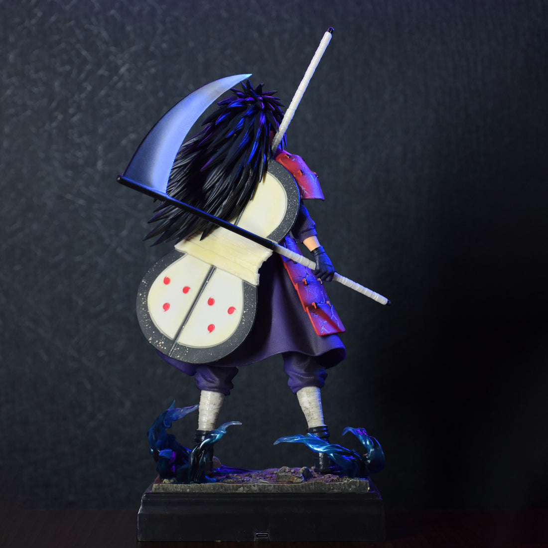 Madara uchicha 35cm premium figure with lights in base