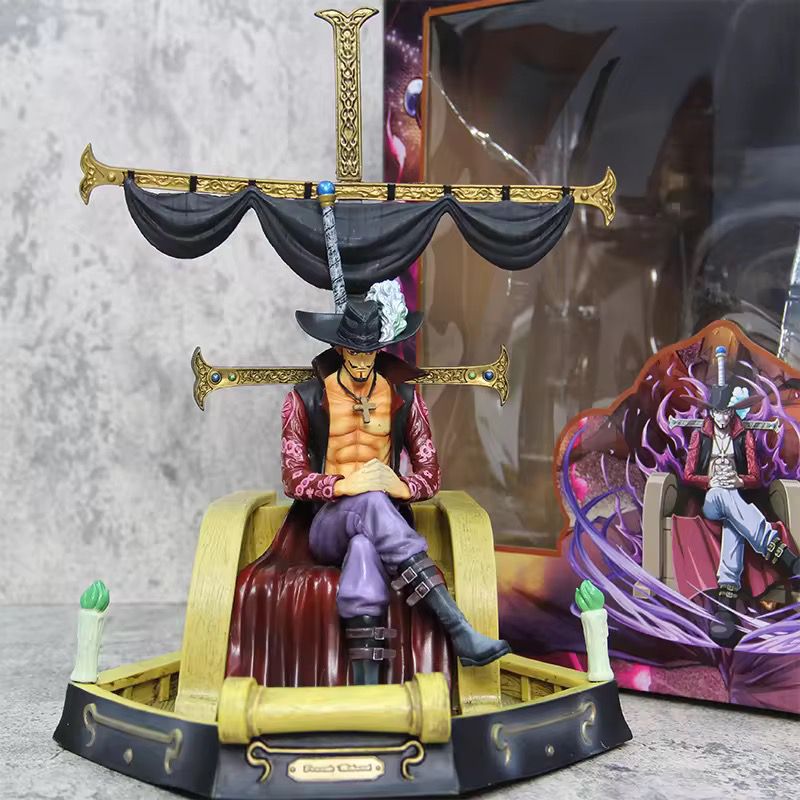 Premium Mihawk with throne 32cm