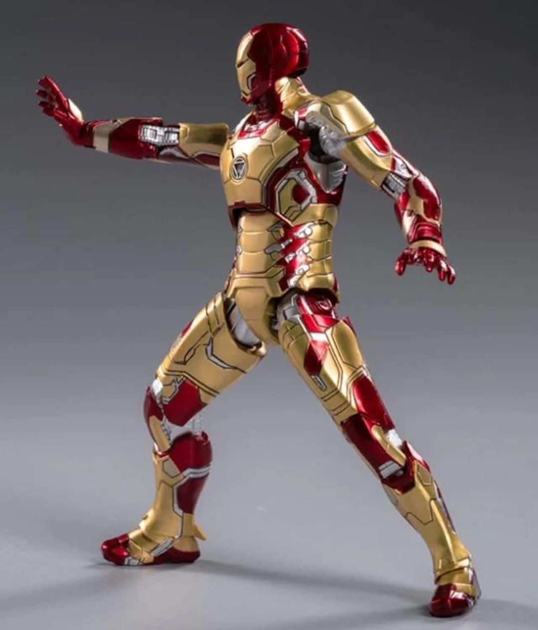 Iron man mark 42 with 20+ movable joints 20cm
