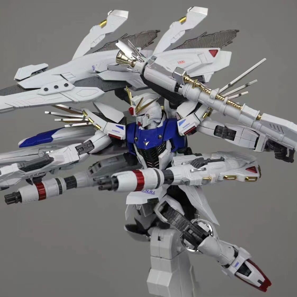 Gundam F91 Twin VSBR Ver. MB Style (8821) | Daban | 1/100 Scale Model Kit Preorder