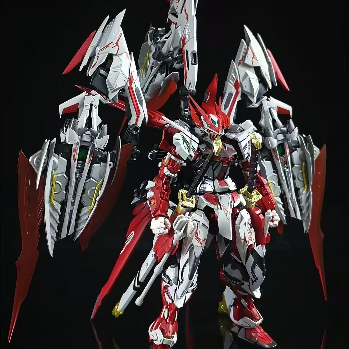 Daban 1/100 MG MBF-P02 Astray Red Dragon Gundam | Daban | 1/100 Preorder