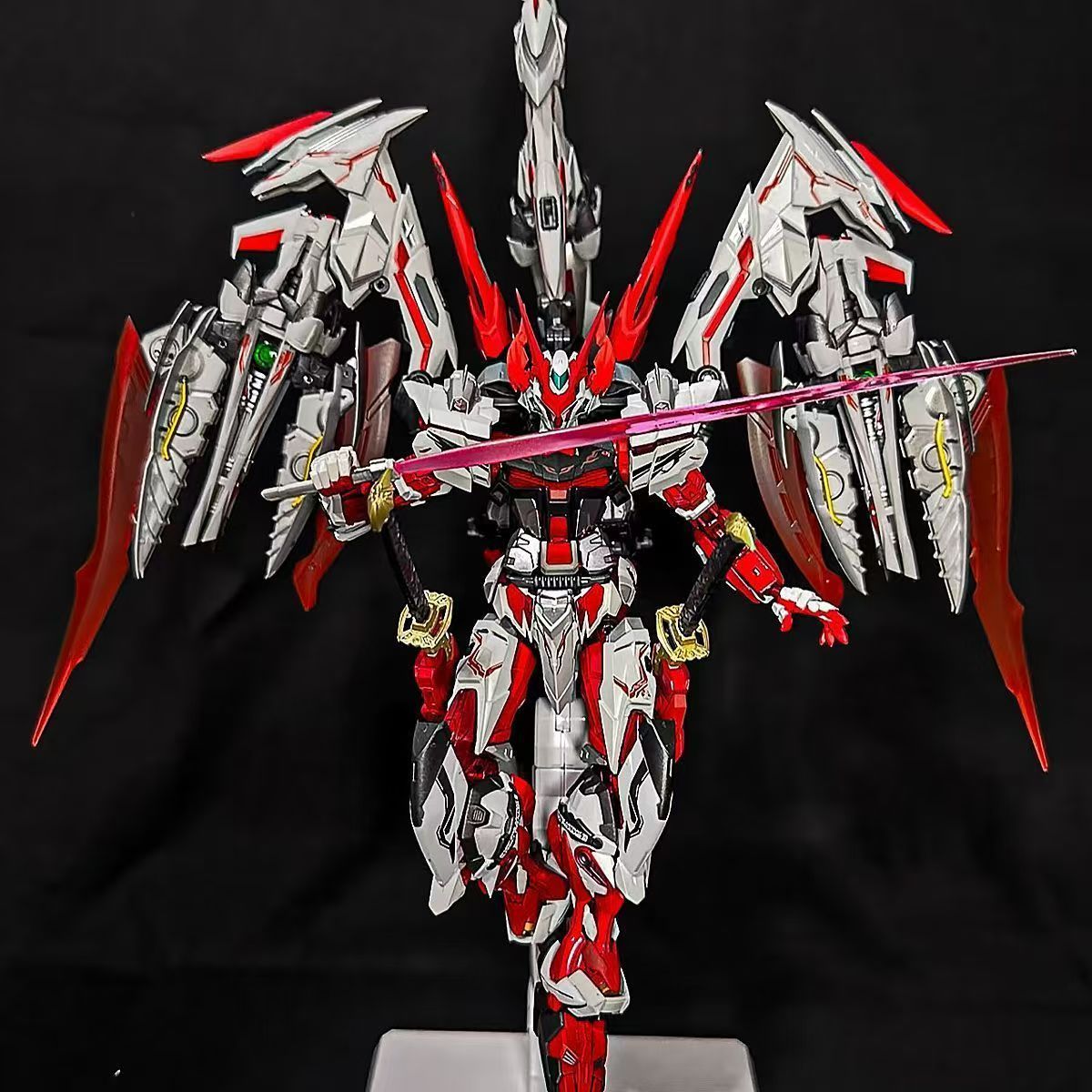 Daban 1/100 MG MBF-P02 Astray Red Dragon Gundam | Daban | 1/100 Preorder
