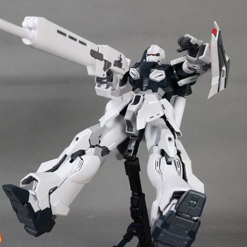 Sinanju Stein MSN-06S (6623) | Daban Model | 1/100 Scale Model Kit Preorder