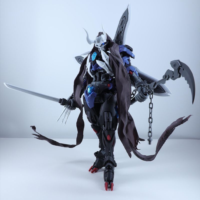 Lone Shadow (Standard Edition) | Hemoxian | 1/10 Scale Model Kit Preorder