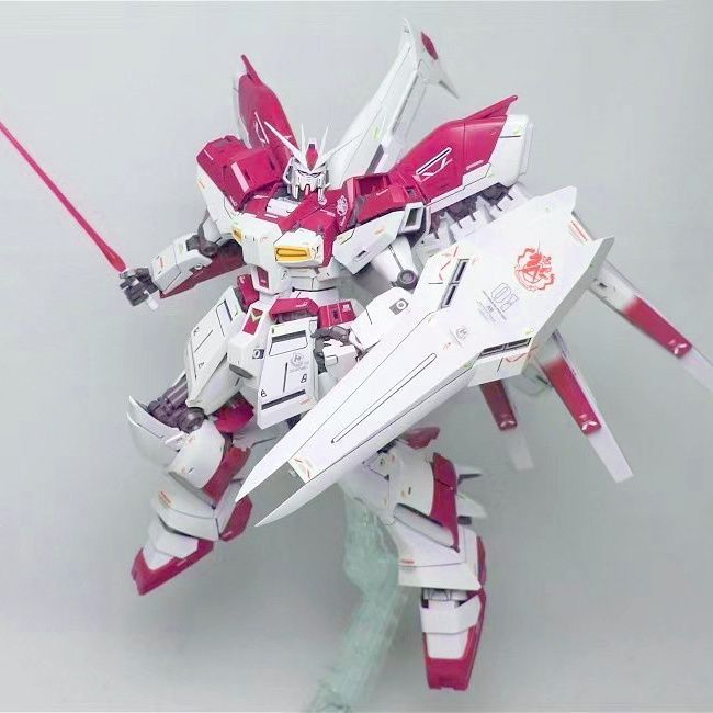 RX-93-V2 Hi-Nu (6635) | Daban Model | 1/100 Scale Model Kit Preorder
