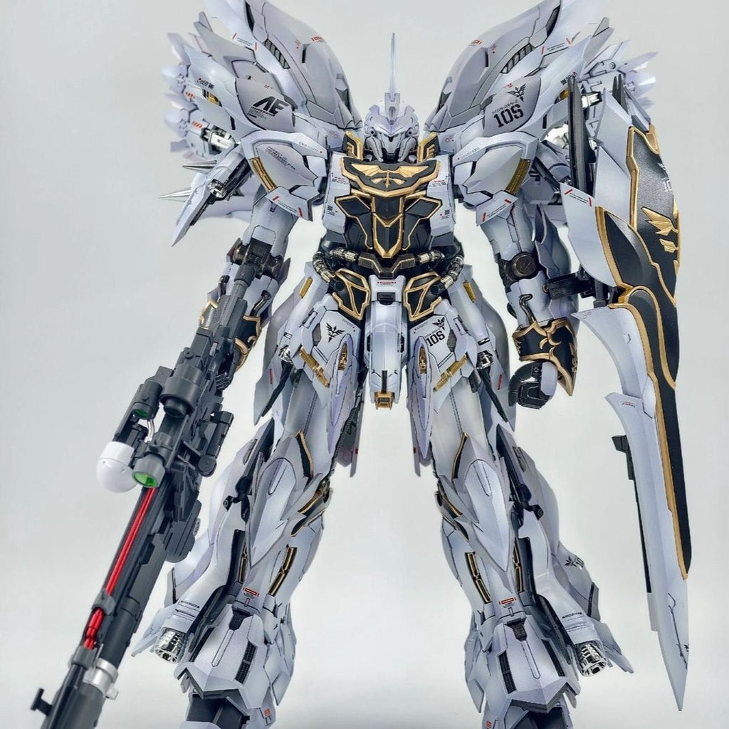 MSN-06S Sinanju White Wolf (Takumi Studio Ver.) 1/100 Scale Model Kit | Comet Technology | 1/100 Preorder