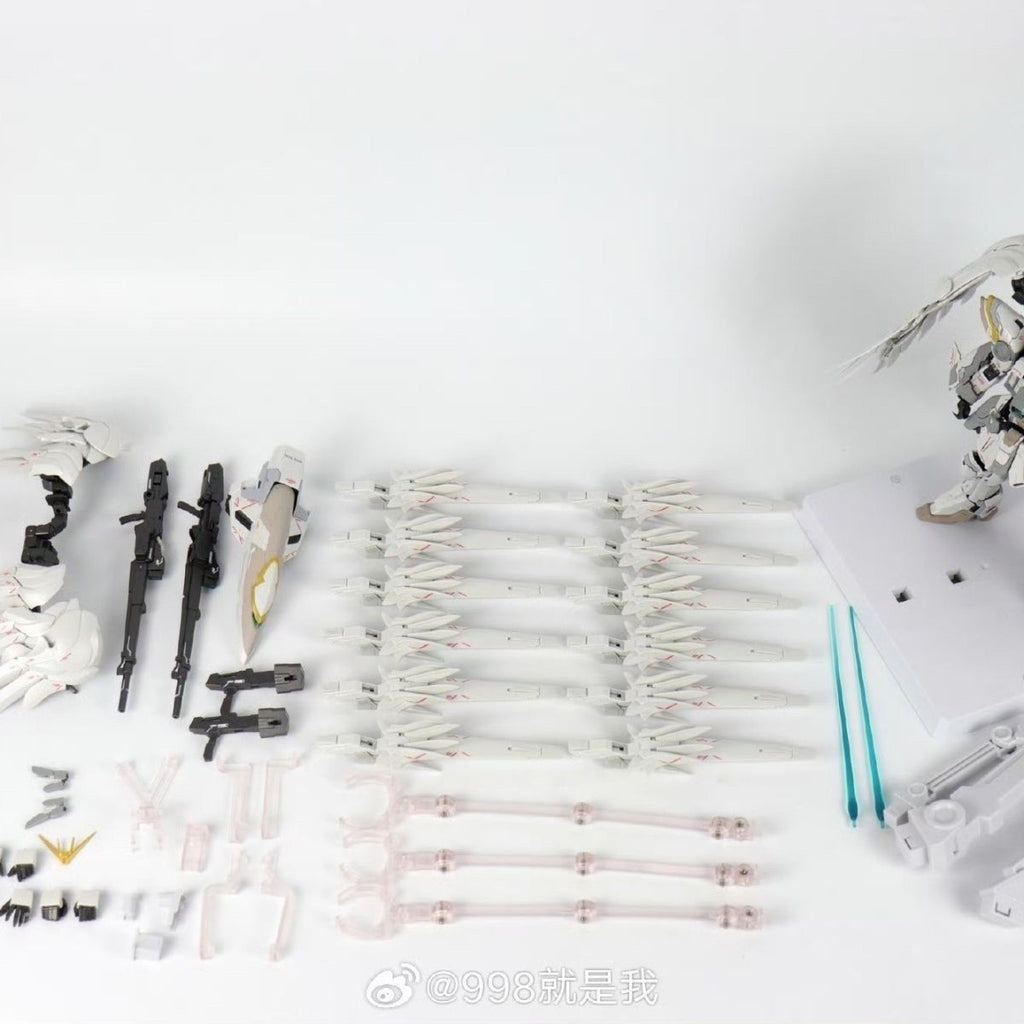 Daban 8827 Wing Gundam Snow White Prelude | Daban | 1/100 Preorder