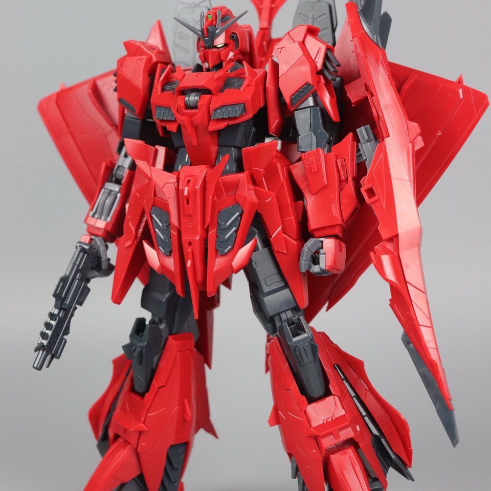 Zeta Gundam Red Zeta / Type (8824) | Daban Model | 1/100 Scale Model Kit Preorder