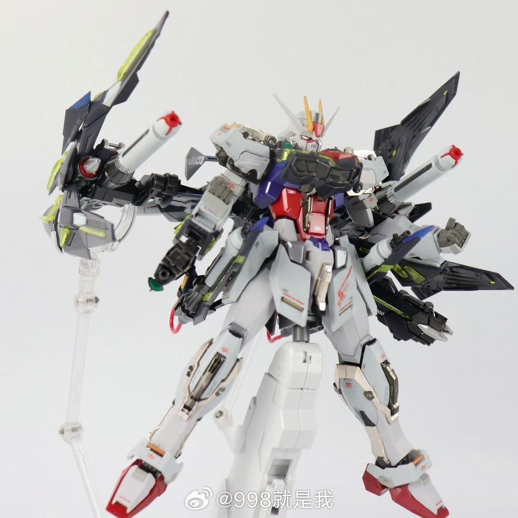 Daban 1/100 8830 Strike Gundam + Lightning Striker Pack MB Style | Daban | 1/100 Preorder