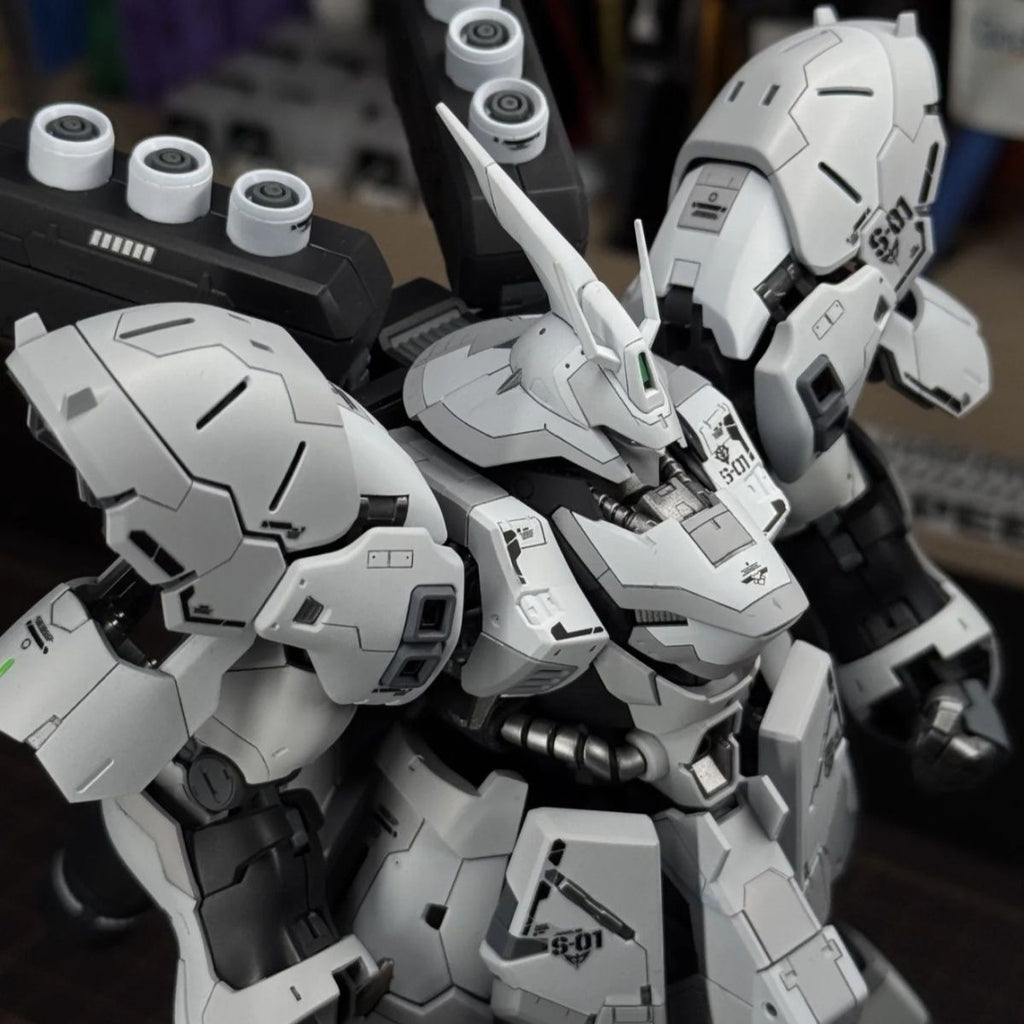 RG Sazabi [White] | Star | 1/144 Preorder