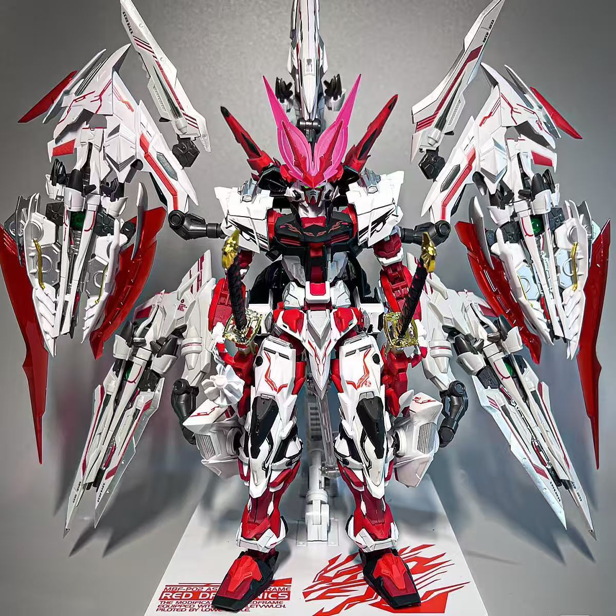 Daban 1/100 MG MBF-P02 Astray Red Dragon Gundam | Daban | 1/100 Preorder
