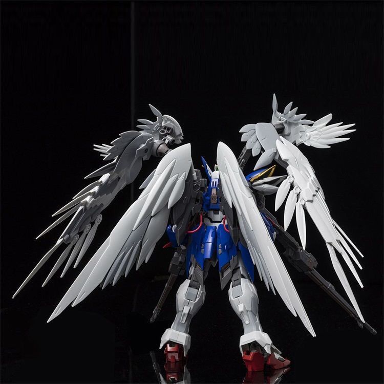 HiRM Wing Gundam Zero EW (8820) | Daban | 1/100 Preorder