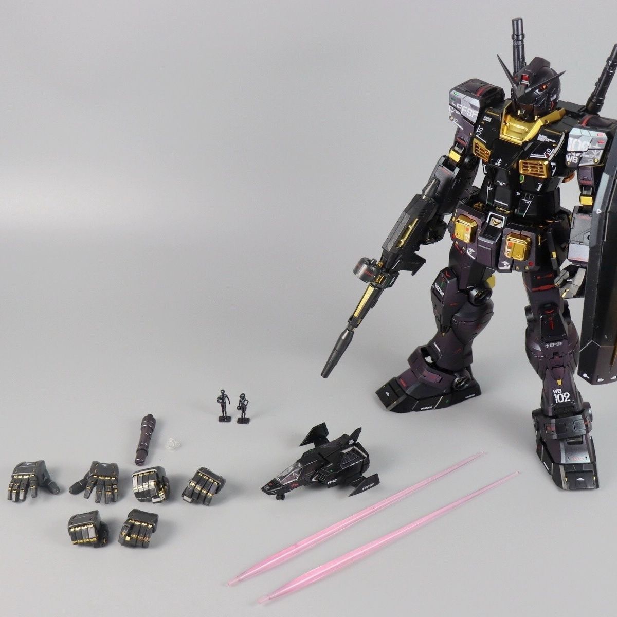 Daban PG RX-78-2 Gundam Ver. 2.0 Chameleon Limited Coating | Daban | 1/60 Preorder