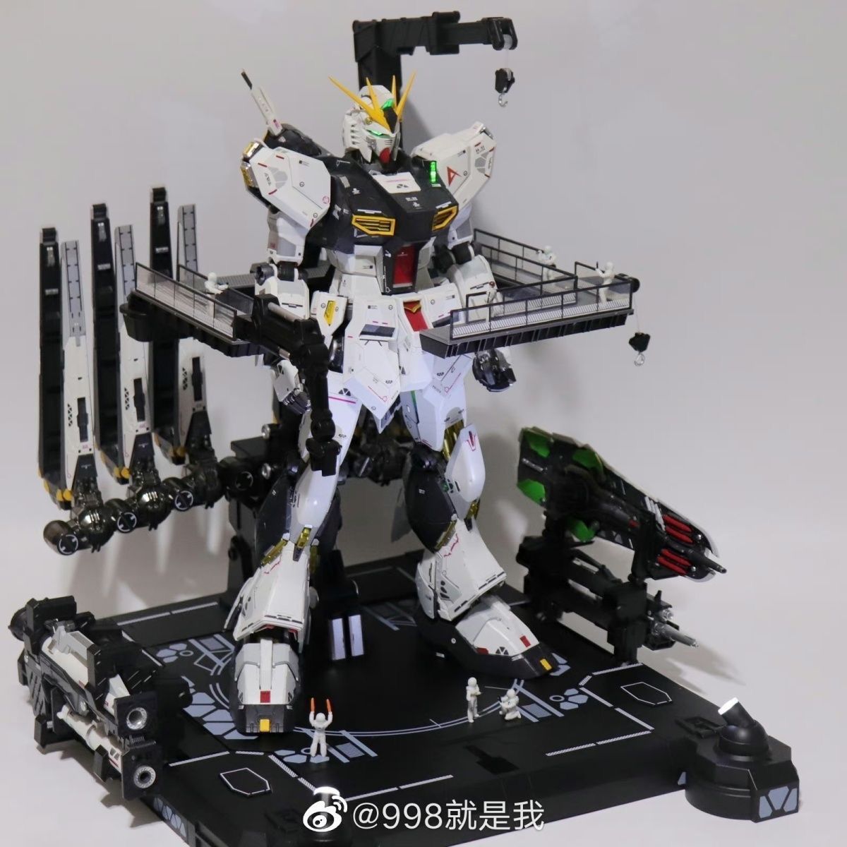 Daban 1/60 Metal Structure RX-93 Nu Gundam | Daban | 1/60 Preorder