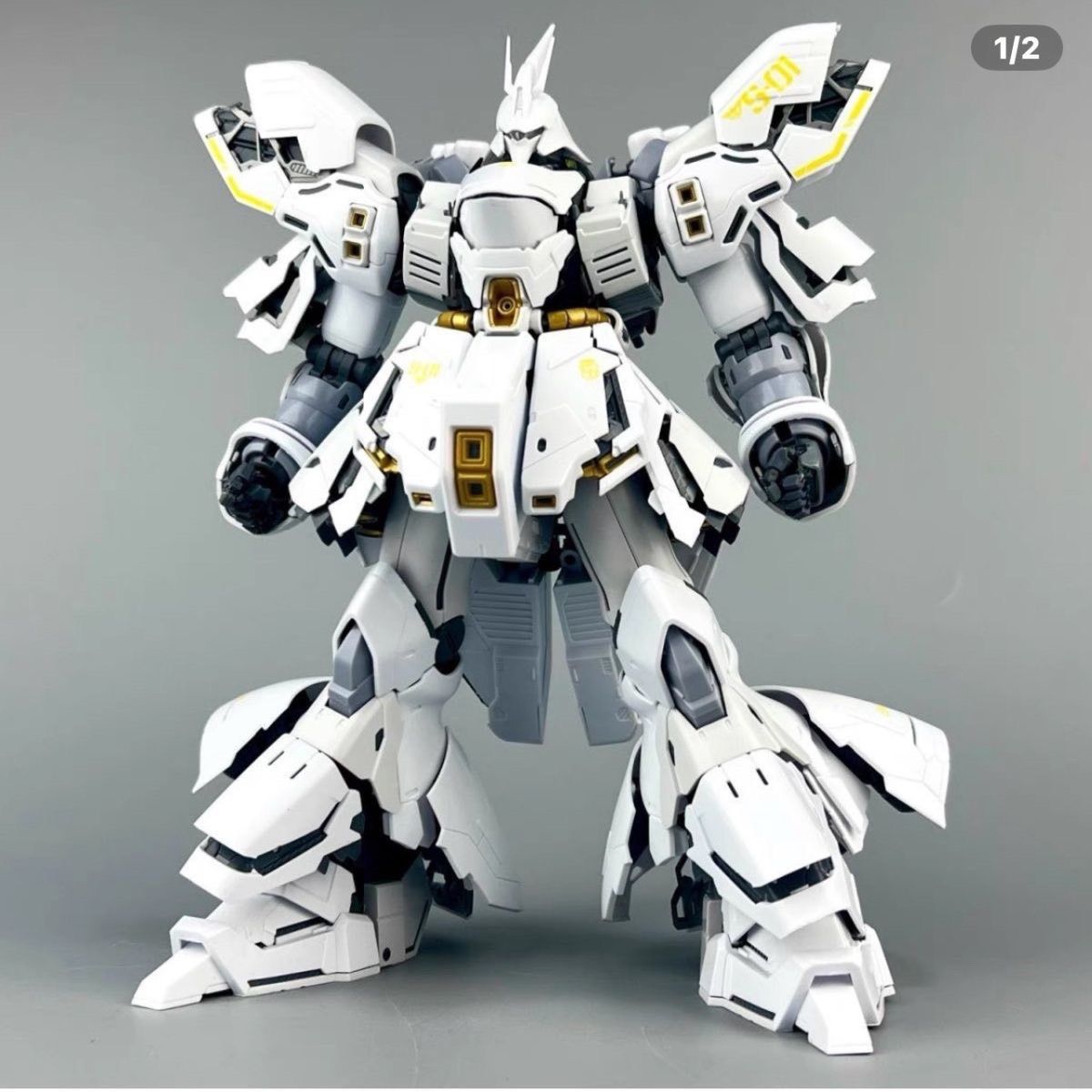 MSN-04 Sazabi Ver.Ka "White" Special Edition (6631W) | Daban Model | 1/100 Scale Model Kit