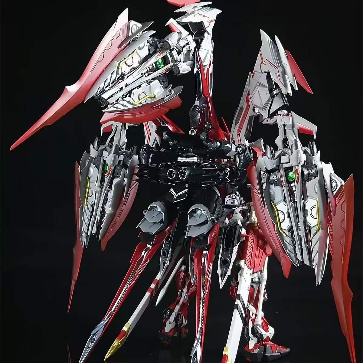 Daban 1/100 MG MBF-P02 Astray Red Dragon Gundam | Daban | 1/100 Preorder