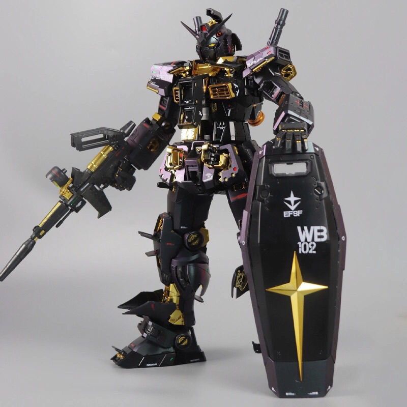 Daban PG RX-78-2 Gundam Ver. 2.0 Chameleon Limited Coating | Daban | 1/60 Preorder