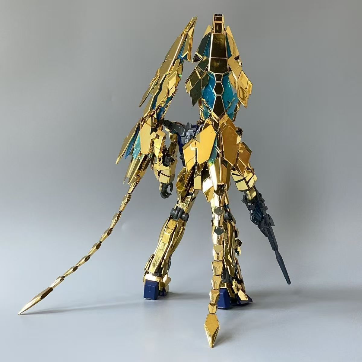 RX-0 Unicorn Gundam 03 Phenex [Narrative Ver.] Special Coating (6642S) | Daban Model | 1/100 Scale Model Kit Preorder